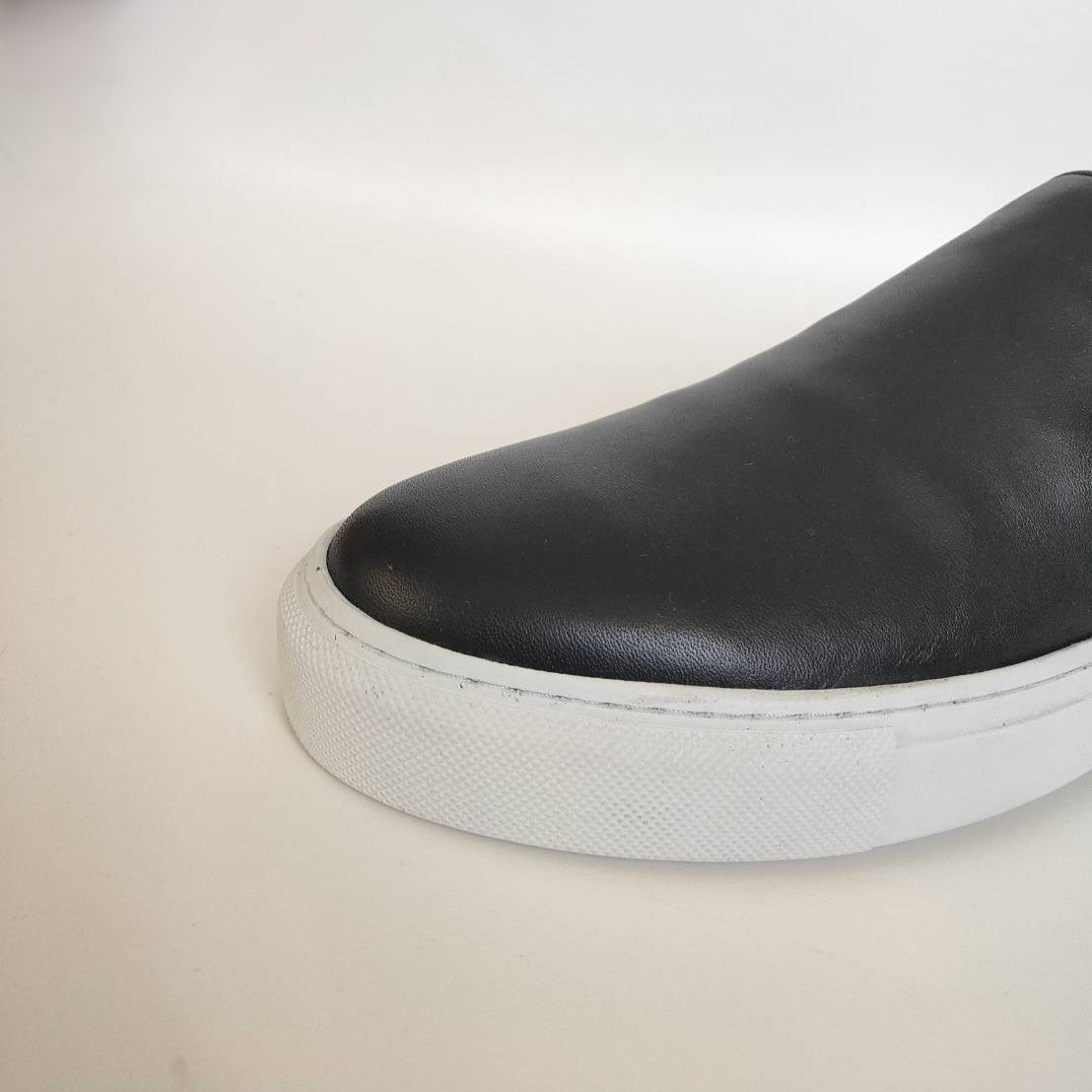 COURT Black Lining Edition
