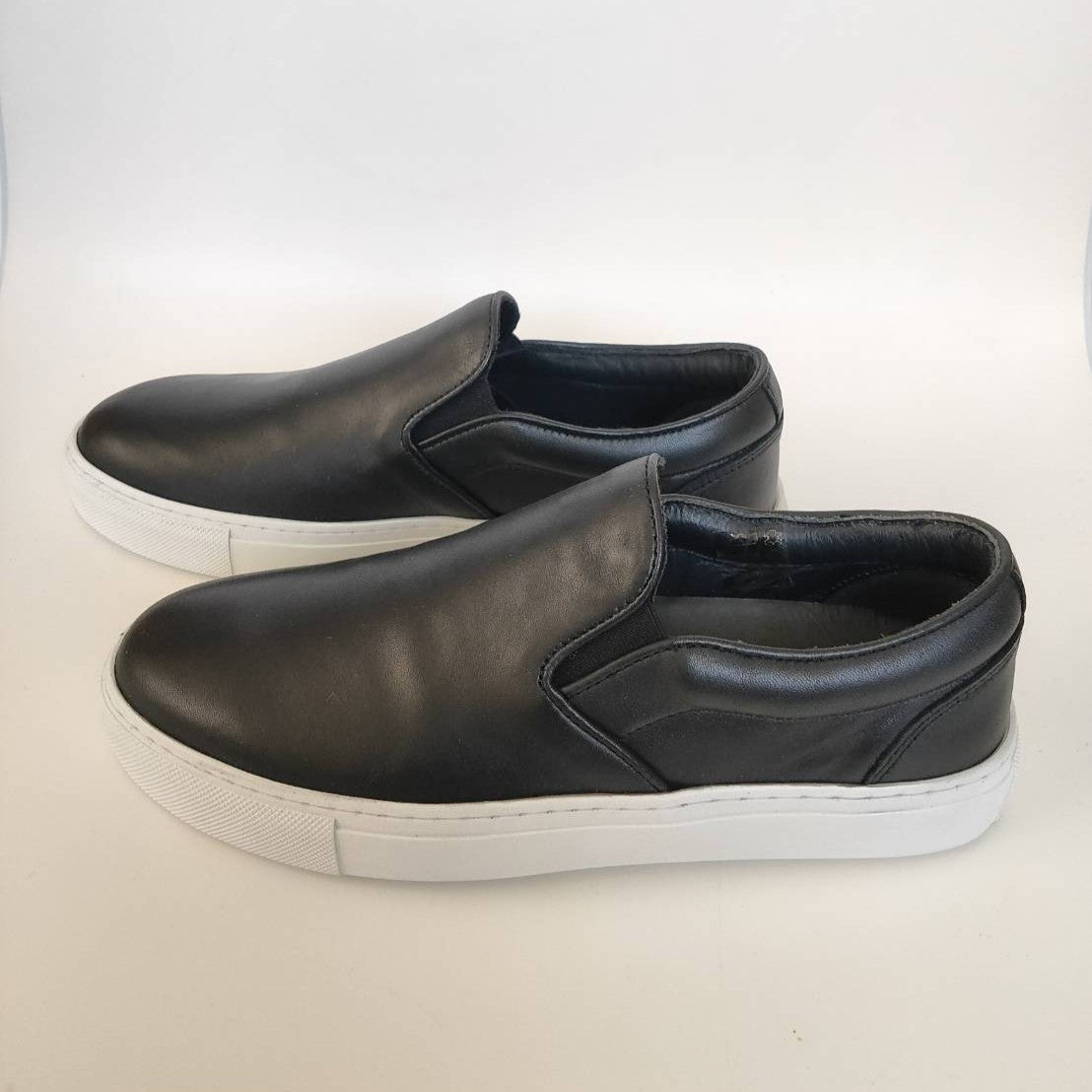 COURT Black Lining Edition